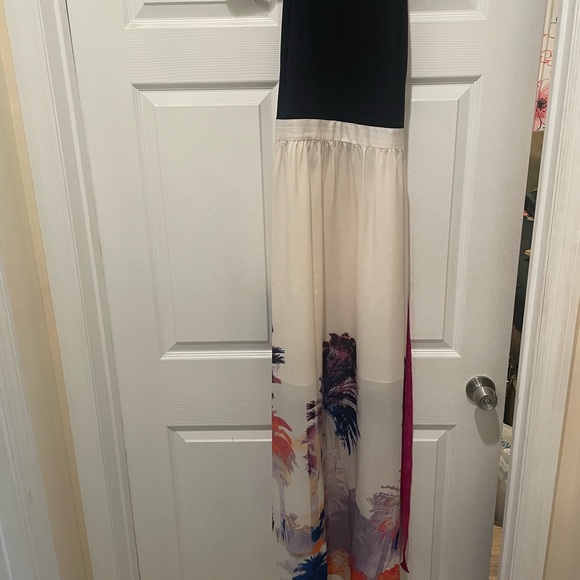 Vince Camuto Summer Dress! - Picture 2 of 5